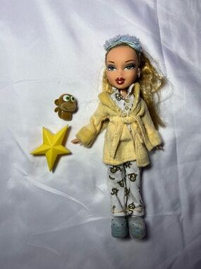 Vintage Bratz Sleepin’ Style Meygan Doll Y2K Complete Outfit Pet MGA 2003